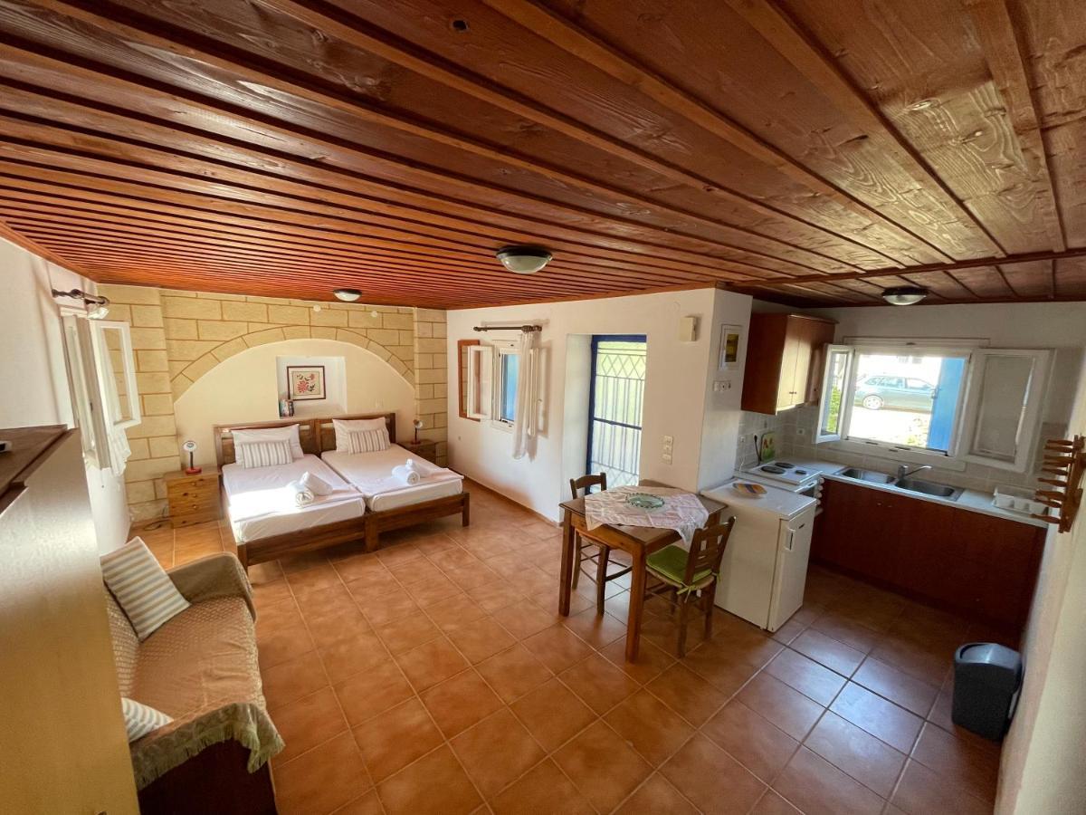 Vasilopoulos Estate Корони Экстерьер фото